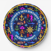 Anker, Helme, Piraten. Farbenfrohe Schönheitsmuste Pappteller (Vorderseite)