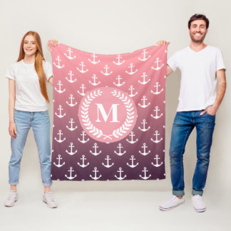 Ankermuster und Monogramm Fleecedecke