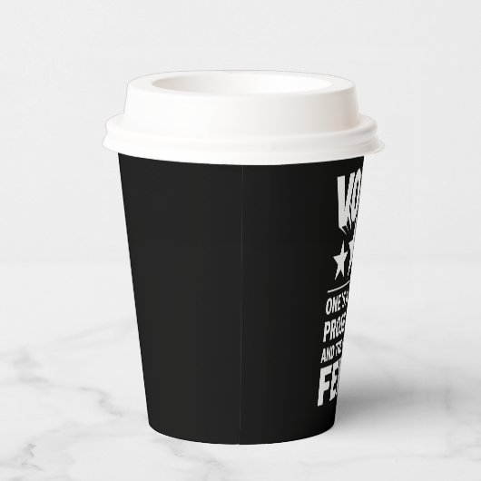 Ankläger gegen Felon Voter Funny Political Pappbecher (Rechts)