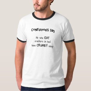 Ankläglich essen Cracker im Bed Crumby Sleep T-Shirt