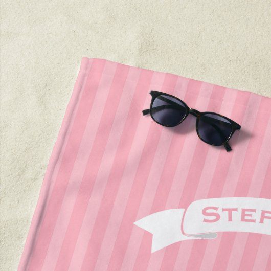 Ankreuzen Ihres Namens oder Zitats in Rosa und Wei Strandtuch (Beispiel)