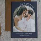 Ankündigung der Elegance Arch Navy Blue Elopement