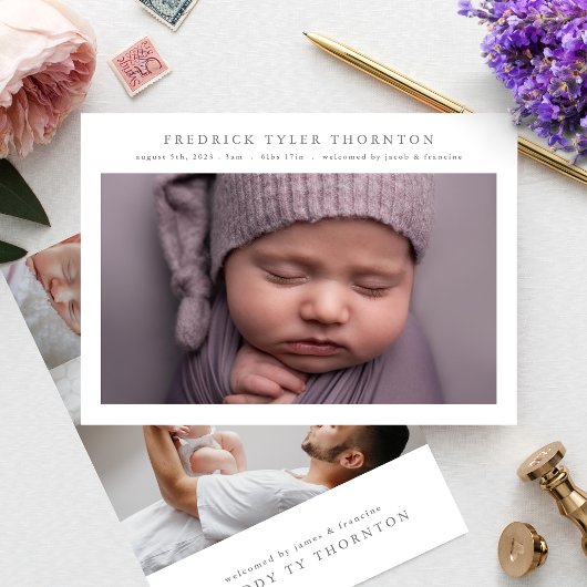 Ankündigung der Geburt eines Neugeborenen-Fotos