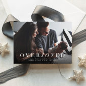 Ankündigung der Geburt eines überglücklichen Fotos