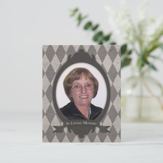 Ankündigung der Gedenkfeier (Stehend Vorderseite)