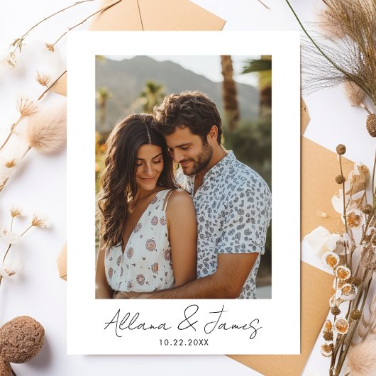 Ankündigung der Verlobung von Minimalistischem Fot