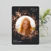 Ankündigung des Abschlusses "Charcoal floral Foil" (Stehend vorne)