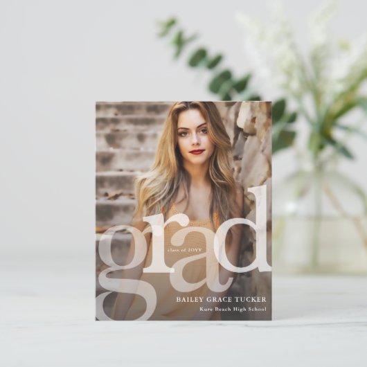 Ankündigung des Abschlusses für einfache GRAD-Over (Stehend Vorderseite)