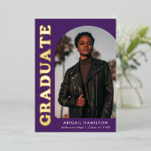 Ankündigung des Abschlusses "lila und goldene Fohl (Stehend vorne)