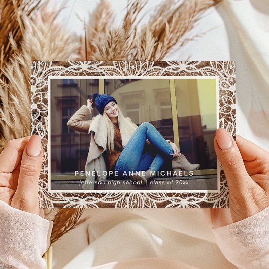 Ankündigung des Abschlusses Rustikales Holz und Sp