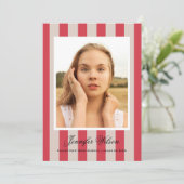 Ankündigung des Classic Grad Abschlusses (Stehend Vorderseite)