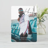 Ankündigung des Graduate Foto (Stehend Vorderseite)