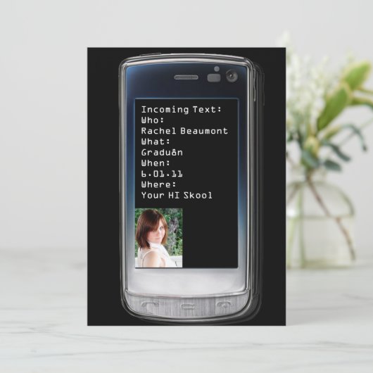 Ankündigung des Handy-Abschlusses (Stehend Vorderseite)