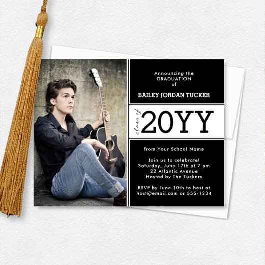 Ankündigung des kühlen Schwarz-Weiß-Foto-Abschluss