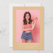 ANKÜNDIGUNG DES MINIMALISTISCHEN FOTOS (Vorderseite)