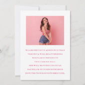 ANKÜNDIGUNG DES MINIMALISTISCHEN FOTOS (Rückseite)