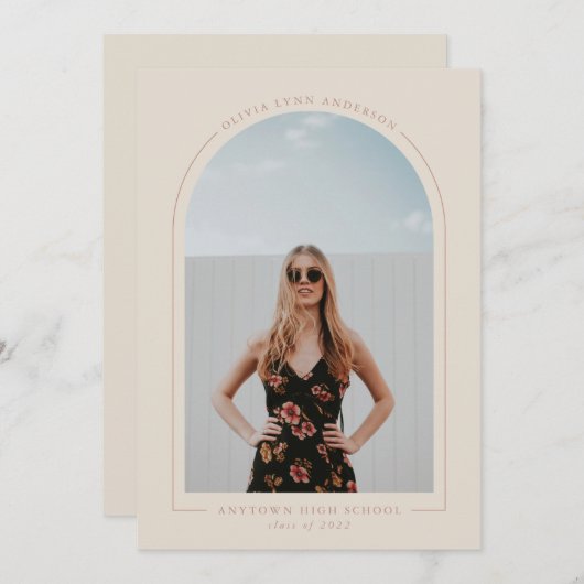 Ankündigung des modernen Abschlusses Arch (Vorne/Hinten)