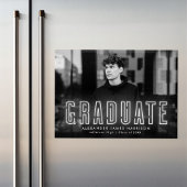 Ankündigung des modernen Abschlusses "White Neon F