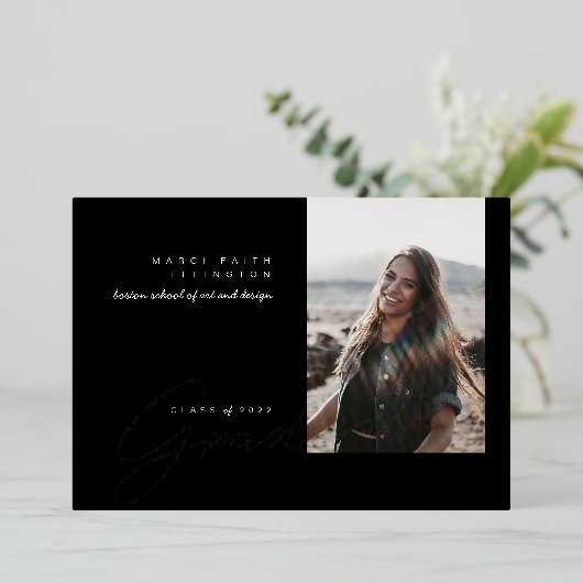 Ankündigung des modernen Fotos Schwarzer Graduiert (Stehend vorne)