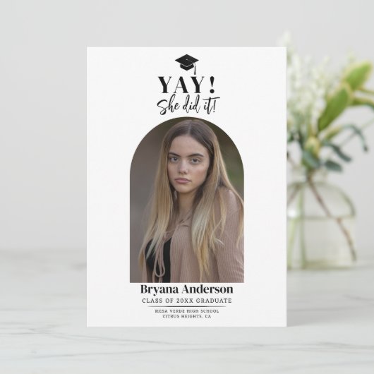 Ankündigung des modernen Minimal Abschluss Dome Fo (Stehend Vorderseite)