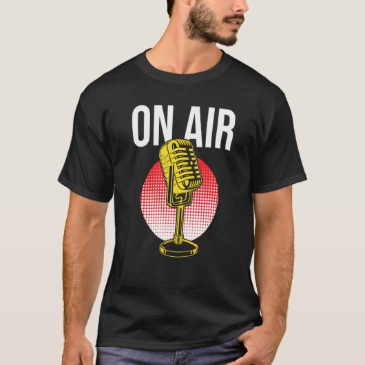 Ankündigung des Radioprogramms "Airs Microphone" T-Shirt (Vorderseite)