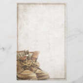 Ankündigung des Ruhestands mit alten Stiefeln (Rückseite)