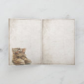 Ankündigung des Ruhestands mit alten Stiefeln (Innenseite)