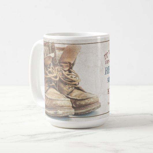 Ankündigung des Ruhestands mit alten Stiefeln V1.0 Kaffeetasse (Vorderseite Links)