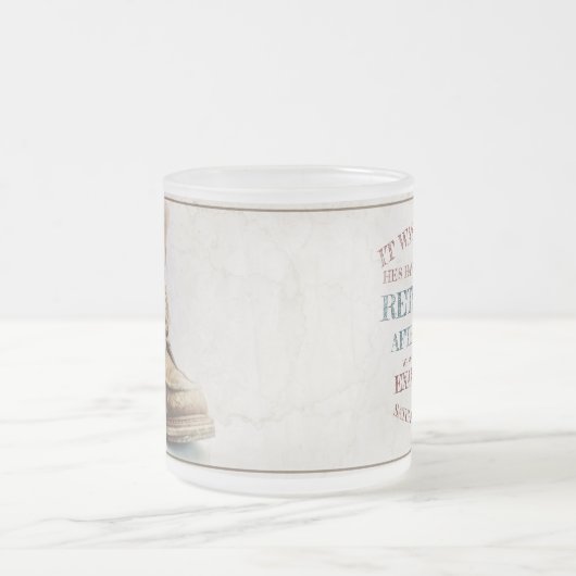 Ankündigung des Ruhestands mit alten Stiefeln V1.0 Mattglastasse (Mittel)