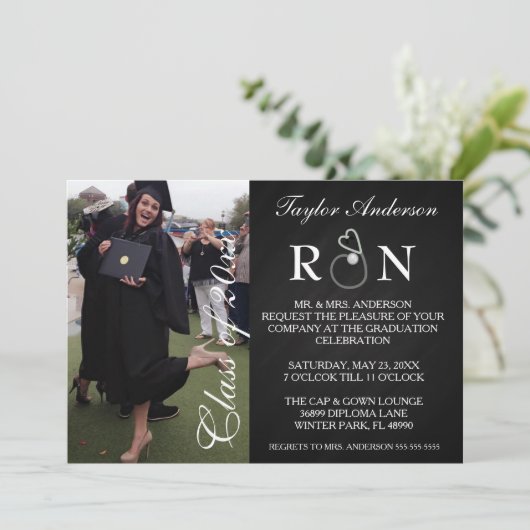 Ankündigung des trendy Medical RN School Abschluss (Stehend Vorderseite)