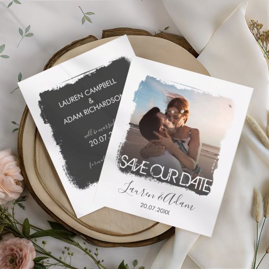 Ankündigung einer Hochzeitsfeier mit Save the Date