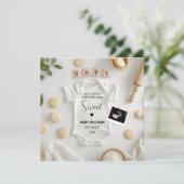 Ankündigung einer minimalistischen Backprägnanz (Stehend Vorderseite)