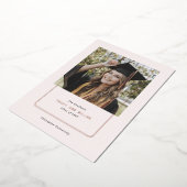 Ankündigung eines Abschlusses der Rose Blush (Gedreht)