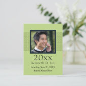 Ankündigung eines benutzerdefinierten Abschlusses (Stehend Vorderseite)