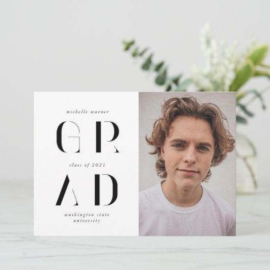 Ankündigung eines hochmodernen Drehbuchabschlusses (Stehend Vorderseite)