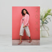 Ankündigung eines Schuljahrgangs für Schulabbrüche (Stehend vorne)