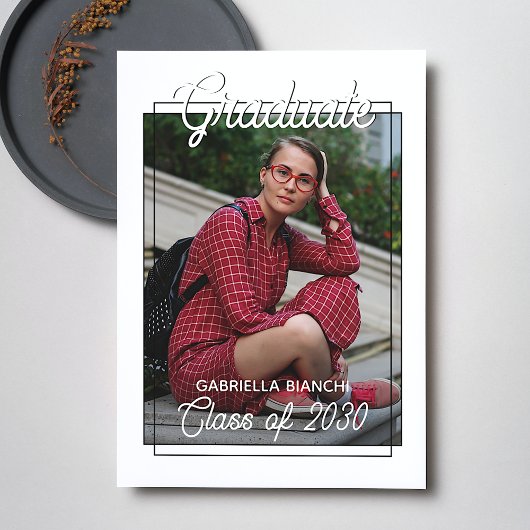 Ankündigung Minimalistischer Schwarz-Weiß-Abschlus Postkarte