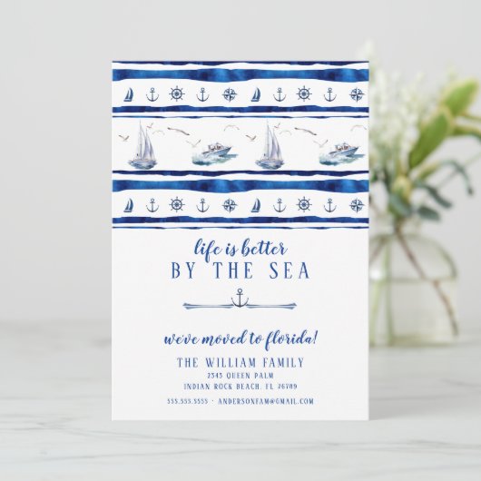 Ankündigung über den Segelboot (Stehend Vorderseite)