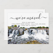 Ankündigung über Wasserfall bei sechs Wasserfällen (Vorne/Hinten)