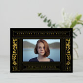 Ankündigung von Black and Gold Abschluss Foto (Stehend vorne)