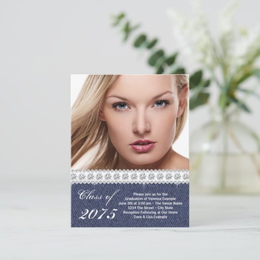 Ankündigung von Blue Denim und Diamond Abschluss (Stehend Vorderseite)