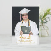 Ankündigung von Gold Text Graduate Foto Abschluss (Stehend Vorderseite)
