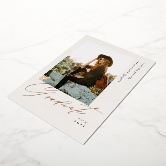 Ankündigung von Graduate Script Foto Foil (Gedreht)