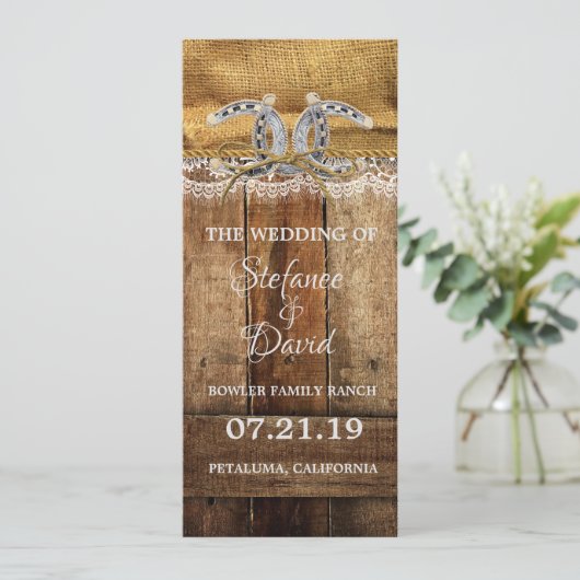 Ankündigung von Hochzeiten in Rustikal Country Wes (Stehend Vorderseite)