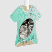 Ankündigung von Maternity Shirt Baby Ornament (Vorderseite)