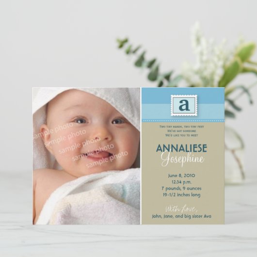 Ankündigung von Monogram Birth :: blau (Stehend Vorderseite)