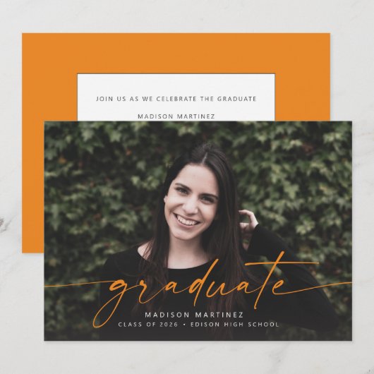 Ankündigung von Orange Graduate Script Abschluss (Vorne/Hinten)