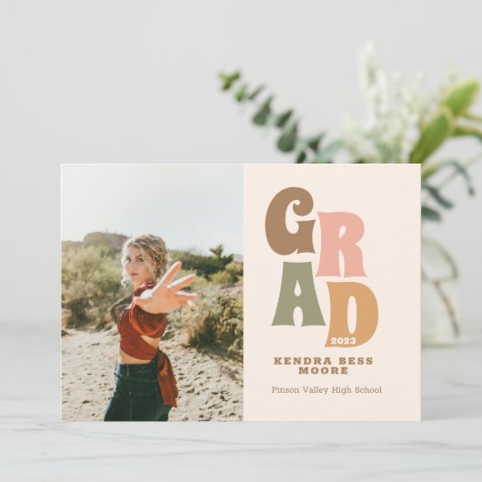 Ankündigung von Retro-Abschlüssen mit Foto (Stehend Vorderseite)