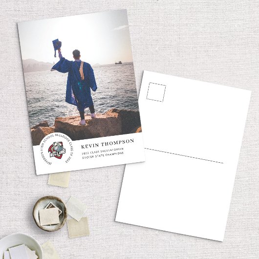 Ankündigung von Schullogos und Foto-Abschluss Postkarte