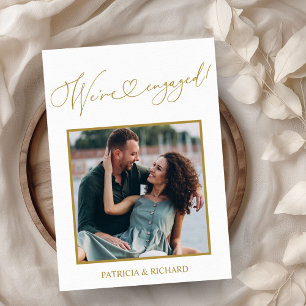 Ankündigung von Verlobungen und Save the Date Foto